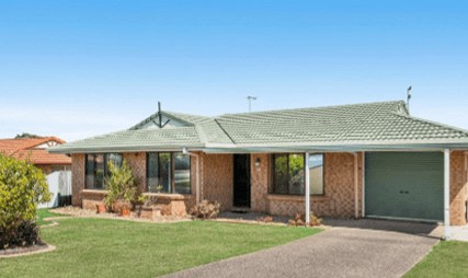 Selling Wynnum West House